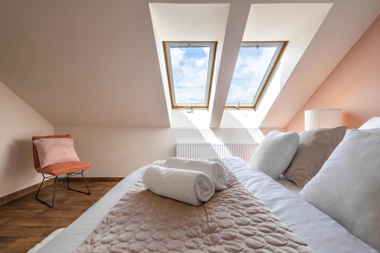 Hotel A4 Wroclaw - Bielany เบียลานี วร็อคลาฟสเกีย ภายนอก รูปภาพ