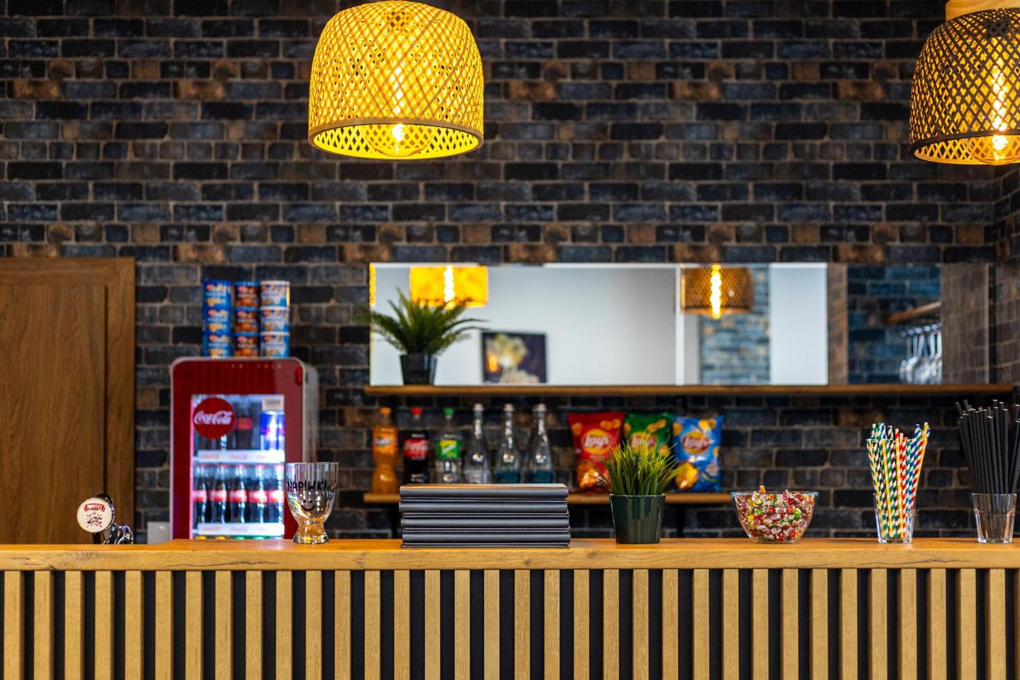 Hotel A4 Wroclaw - Bielany เบียลานี วร็อคลาฟสเกีย ภายนอก รูปภาพ